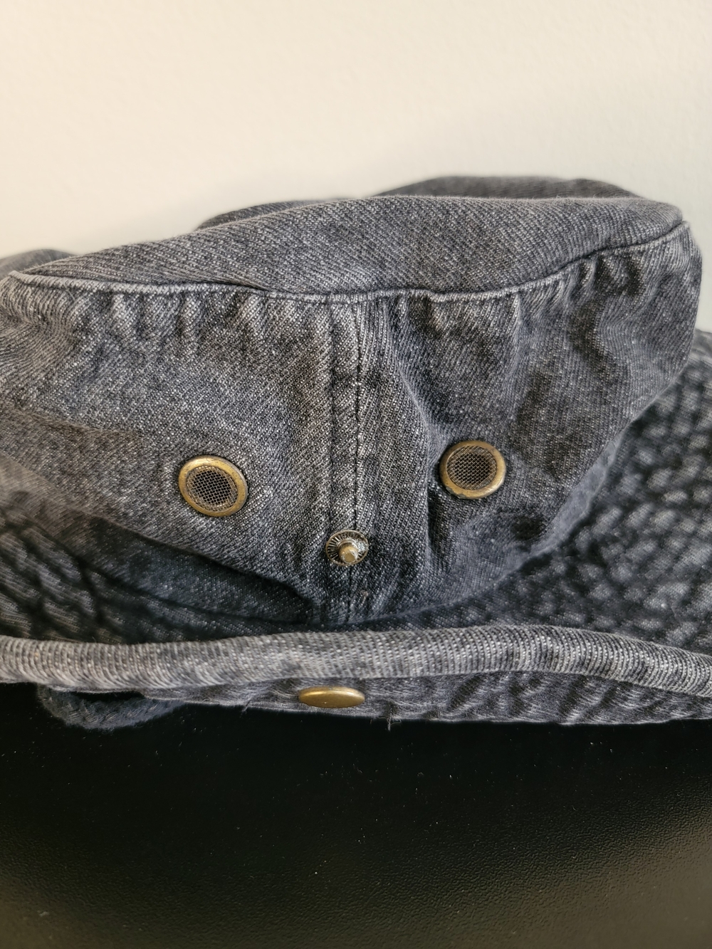 100% Cotton Washed Bucket Hat With String - Picture 4 of 4